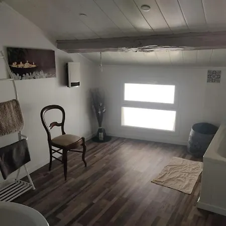 L Arbre A Chats * Saint-Martin-de-Brômes